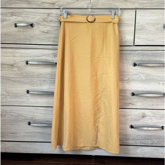 Mango Belted Front Slit Midi Skirt, beautiful yellow color US size XS - Picture 2 of 10